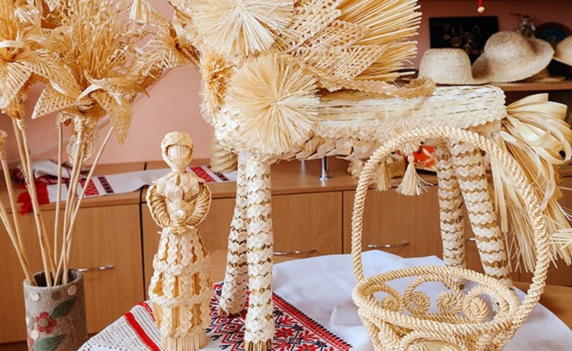7 Best Souvenirs from Brest: What to Bring Home from Belarus as a Keepsake