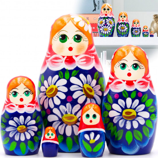 Matryoshka with a bouquet of daisies