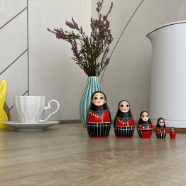 Nesting Doll in Traditional Danish Dress Set of 5 pcs - Matryoshka in Folk Danish Costume