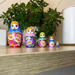 Russian Nesting Dolls - Handmade Matryoshka Dolls 5 Pcs - Traditional Russian Nesting Dolls 