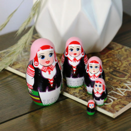 Traditional Belarussian Nesting Dolls in Folk Dress Set of 5 pcs - Matryoshka Dolls in Slavic Clothes