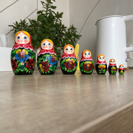Matryoshka Dolls in Red Head Scarf and Sarafan Dress with Pansy Flowers Set of 7 Pcs