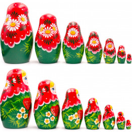 Traditional Russian Doll with Strawberry Pattern - Russian Nesting Dolls Set of 7 pcs 