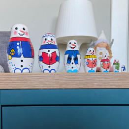 Wooden Nesting Dolls 7-Piece Snowman Set Hand-Painted Natural Wood Winter Montessori Toy