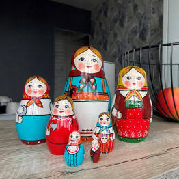 Russian Nesting Dolls Set 7 pcs - Wooden Russian Matryoshka Oldest Design - Handmade Folk Art Dolls