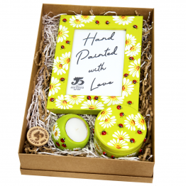 Hand-Painted Gift Set with Daisies and Ladybugs