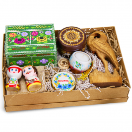 Gift Set by Brest Souvenir Factory – Wooden Folk Art with Slavic Hand-Painted Design