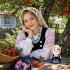 Hand-Painted Wooden Figurine – Slavic Girl in Belarusian Folk Costume with Floral Wreath